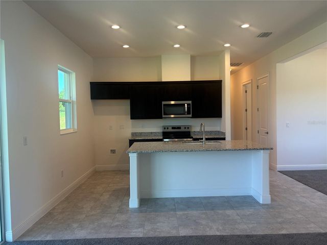 5540 SADDLEBACK COURT, Lady Lake, FL 32159
