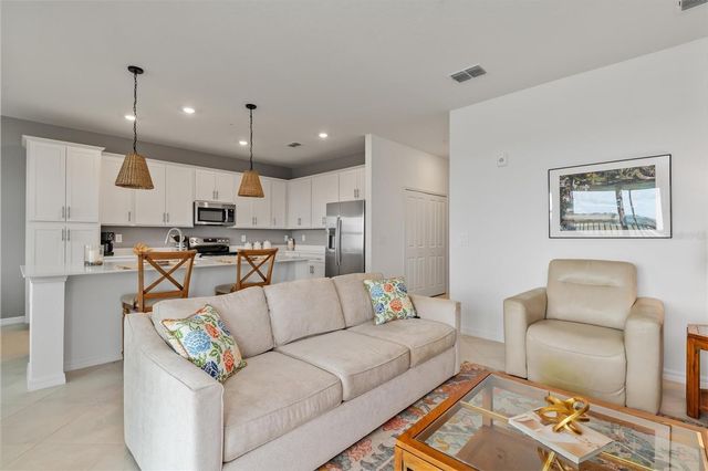 17625 OPAL SAND DRIVE 401, Venice, FL 34293