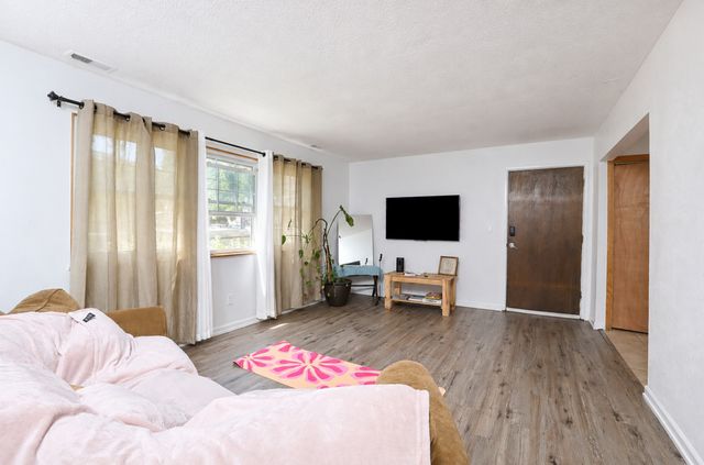 1120 E 6th Street 2, Des Moines, IA 50316