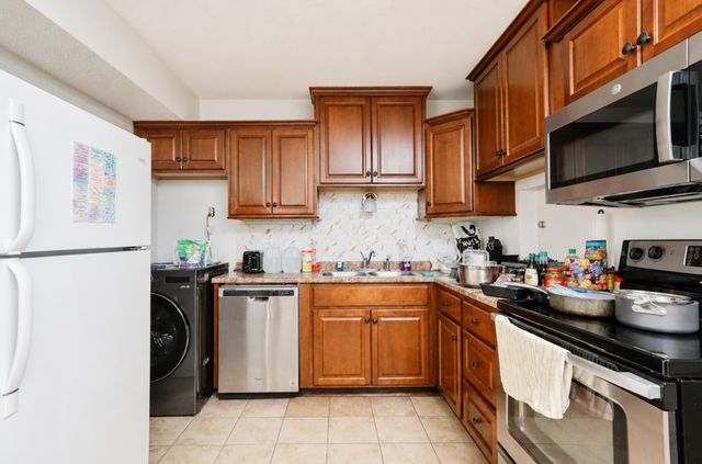 1120 E 6th Street 2, Des Moines, IA 50316
