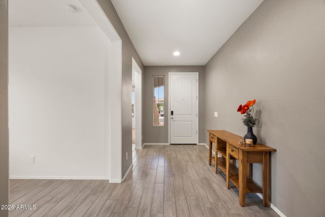 18202 W RAYMOND Street, Goodyear, AZ 85338