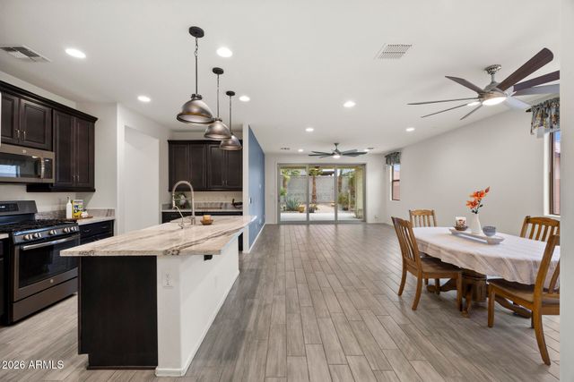 18202 W RAYMOND Street, Goodyear, AZ 85338