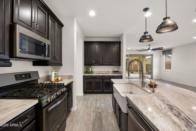 18202 W RAYMOND Street, Goodyear, AZ 85338