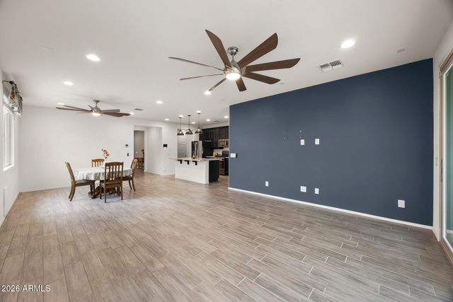 18202 W RAYMOND Street, Goodyear, AZ 85338