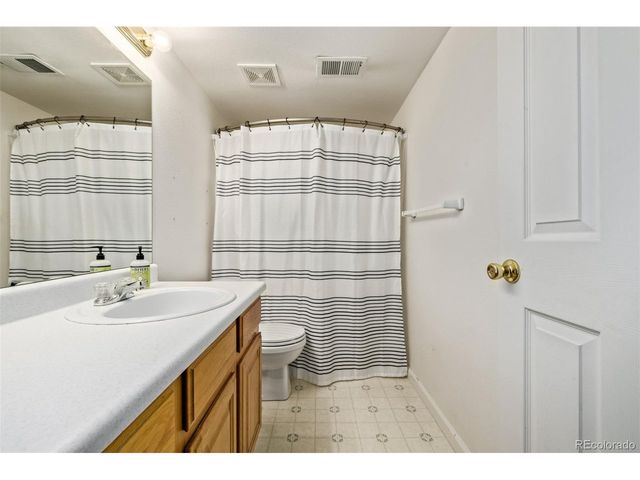 519 N 28th Avenue Ct, Greeley, CO 80631