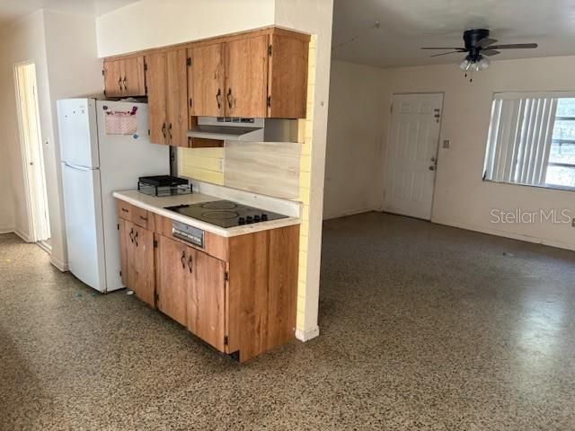 8 FLAMEVINE LANE, Debary, FL 32713