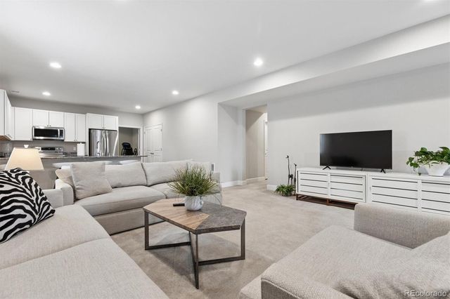 6872 Mentha Drive, Castle Rock, CO 80108