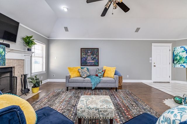 7593 Plantation Court, Wall, TX 76957