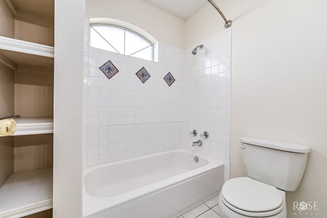 7593 Plantation Court, Wall, TX 76957