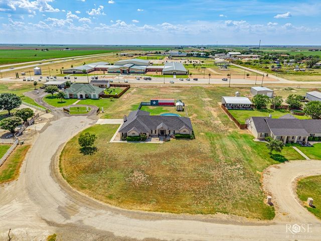 7593 Plantation Court, Wall, TX 76957
