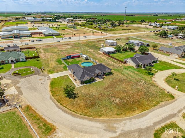 7593 Plantation Court, Wall, TX 76957