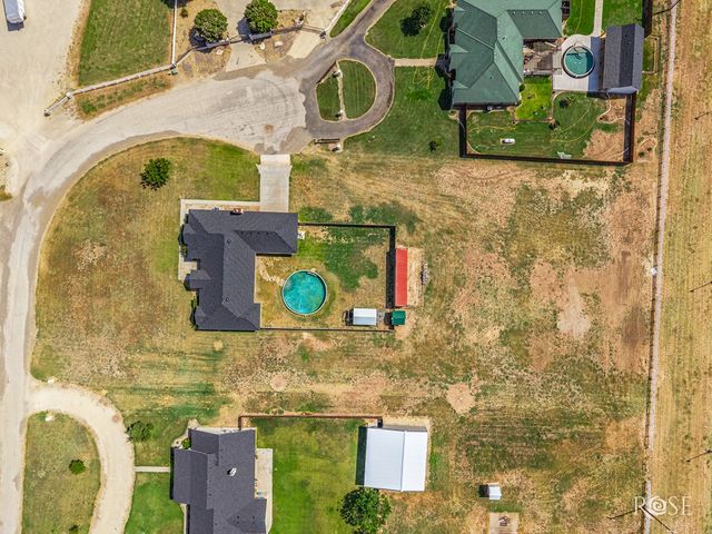 7593 Plantation Court, Wall, TX 76957