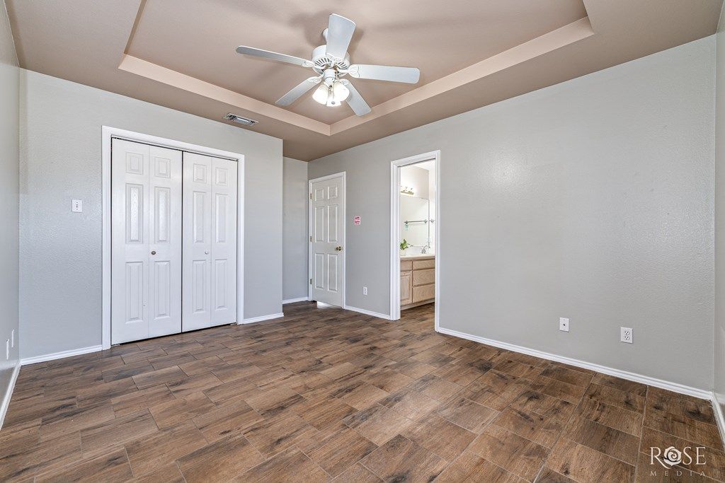 Image 33 of property listing at 7593 Plantation Court, Wall, TX 76957