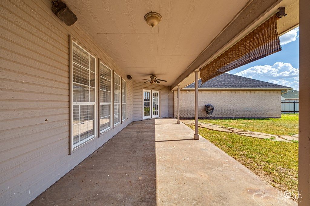 Image 37 of property listing at 7593 Plantation Court, Wall, TX 76957