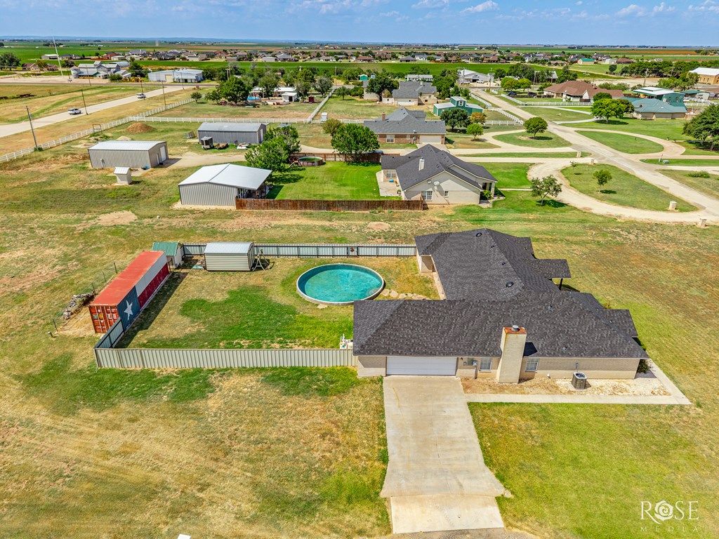 Image 60 of property listing at 7593 Plantation Court, Wall, TX 76957