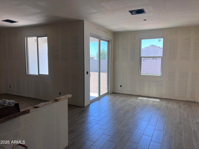 9635 W TAMARISK Avenue, Tolleson, AZ 85353