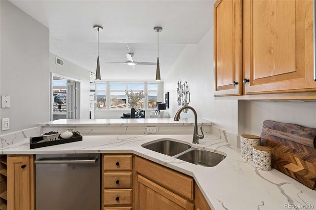 335 Detroit Street 503, Denver, CO 80206