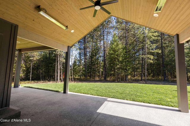 14768 N Morgan Ln, Hayden, ID 83835