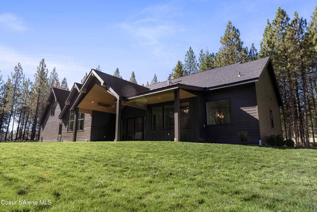 14768 N Morgan Ln, Hayden, ID 83835