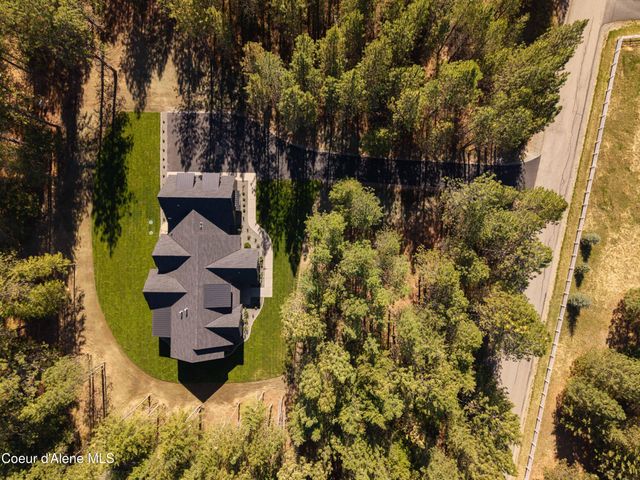 14768 N Morgan Ln, Hayden, ID 83835