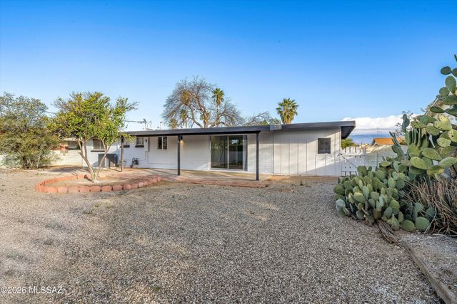6126 E 33rd Street, Tucson, AZ 85711