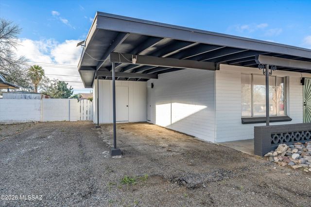 6126 E 33rd Street, Tucson, AZ 85711