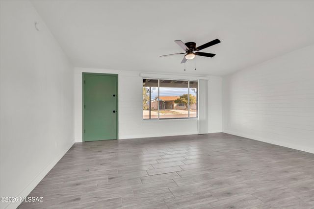 6126 E 33rd Street, Tucson, AZ 85711