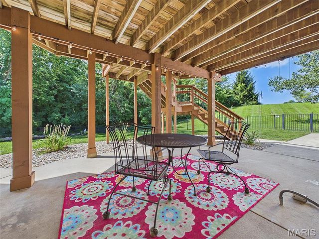 281 Fountain Drive, Glen Carbon, IL 62034
