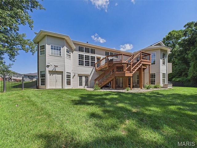 281 Fountain Drive, Glen Carbon, IL 62034