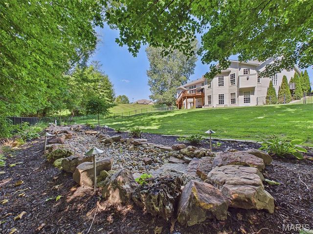 281 Fountain Drive, Glen Carbon, IL 62034