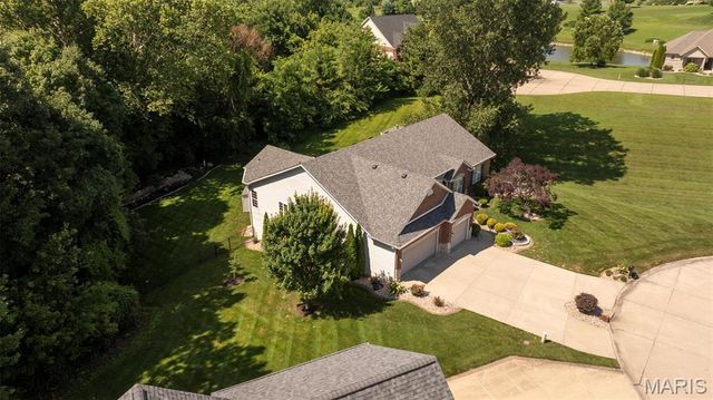 281 Fountain Drive, Glen Carbon, IL 62034