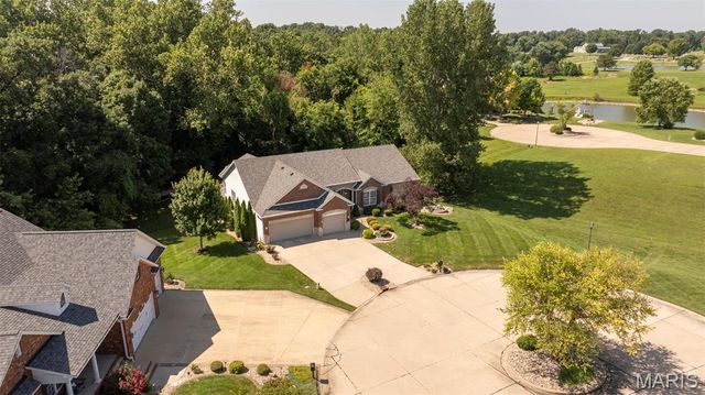 281 Fountain Drive, Glen Carbon, IL 62034