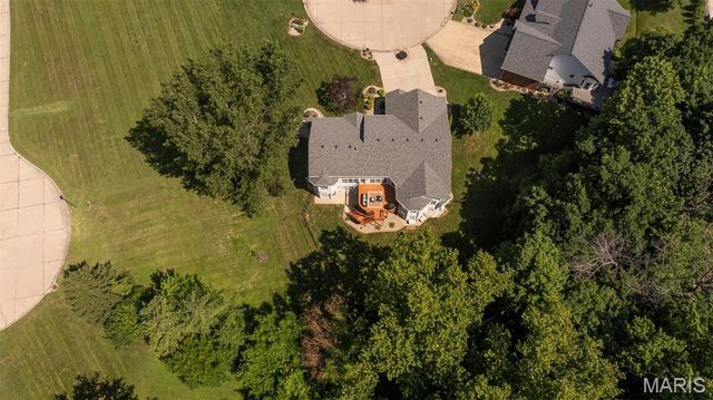 281 Fountain Drive, Glen Carbon, IL 62034