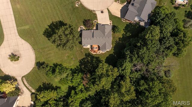 281 Fountain Drive, Glen Carbon, IL 62034