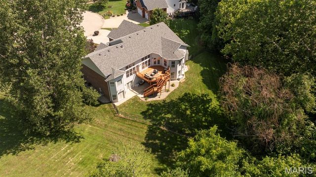 281 Fountain Drive, Glen Carbon, IL 62034