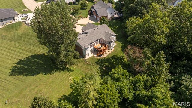 281 Fountain Drive, Glen Carbon, IL 62034