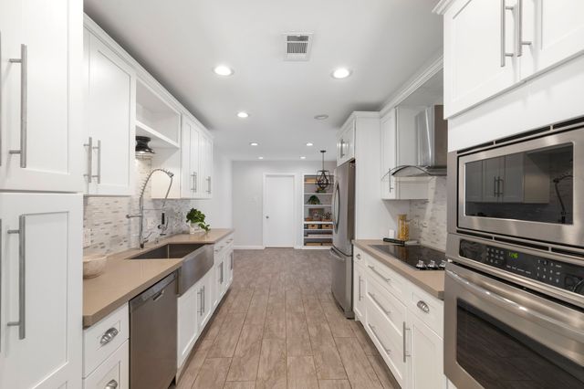 12254 Montego Plaza, Dallas, TX 75230