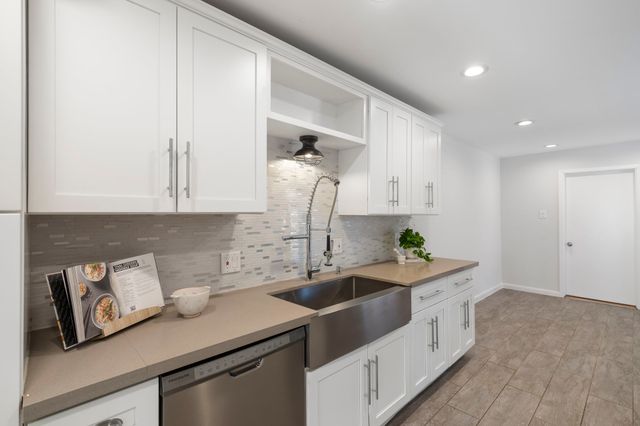 12254 Montego Plaza, Dallas, TX 75230