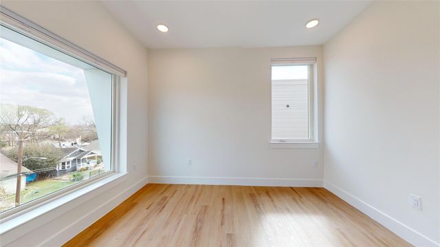 114 Delmar Street Street 407, Houston, TX 77011