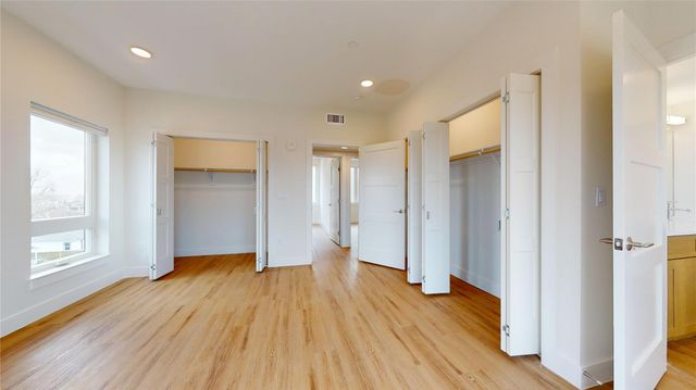 114 Delmar Street Street 407, Houston, TX 77011