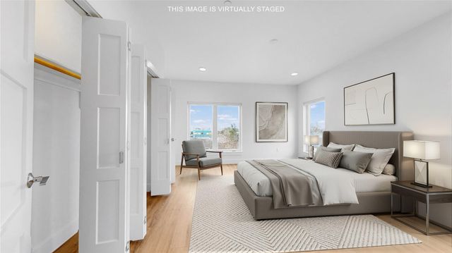 114 Delmar Street Street 407, Houston, TX 77011