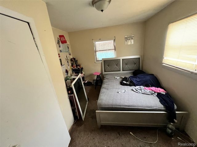 771 Robinwood Street, Pontiac, MI 48340