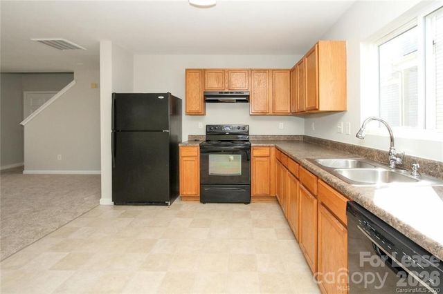 10816 Carstairs Street, Charlotte, NC 28213