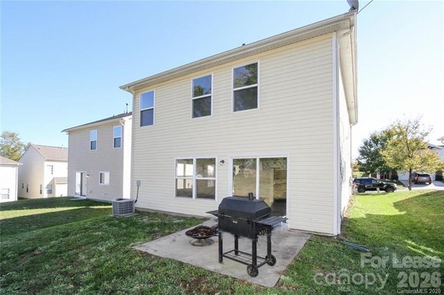 10816 Carstairs Street, Charlotte, NC 28213
