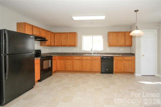 10816 Carstairs Street, Charlotte, NC 28213