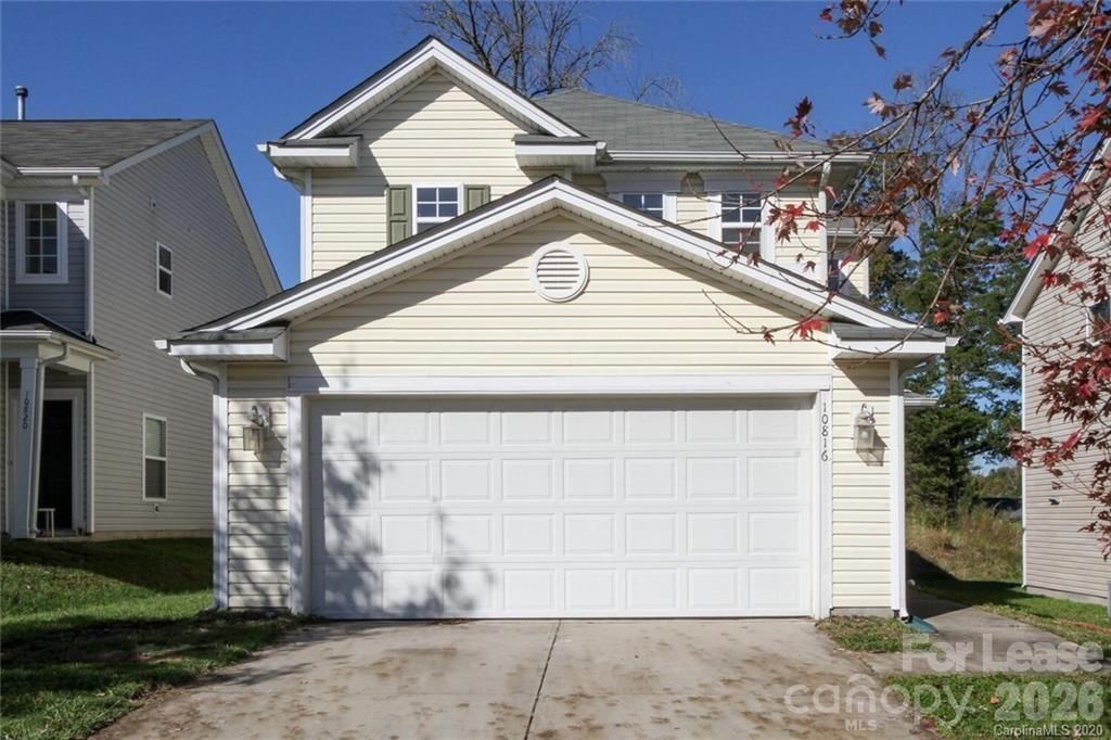 10816 Carstairs Street, Charlotte, NC 28213