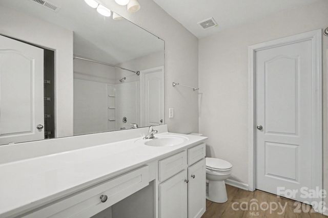 3915 Rosfield Drive, Charlotte, NC 28214