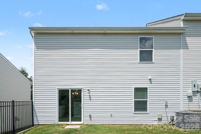3915 Rosfield Drive, Charlotte, NC 28214