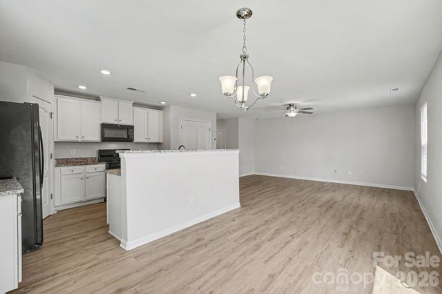 3915 Rosfield Drive, Charlotte, NC 28214
