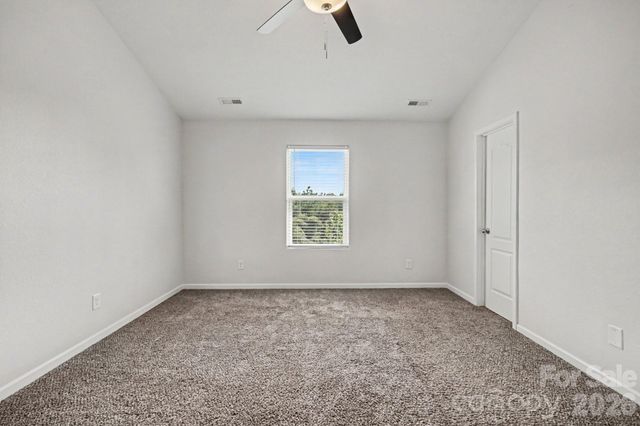 3915 Rosfield Drive, Charlotte, NC 28214